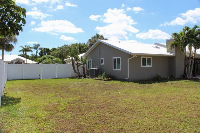 2182 SE Bersell Road, Port St Lucie, FL 34952