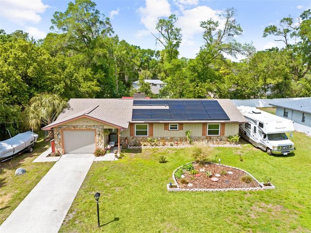 6141 E DELL LANE, Inverness, FL 34452
