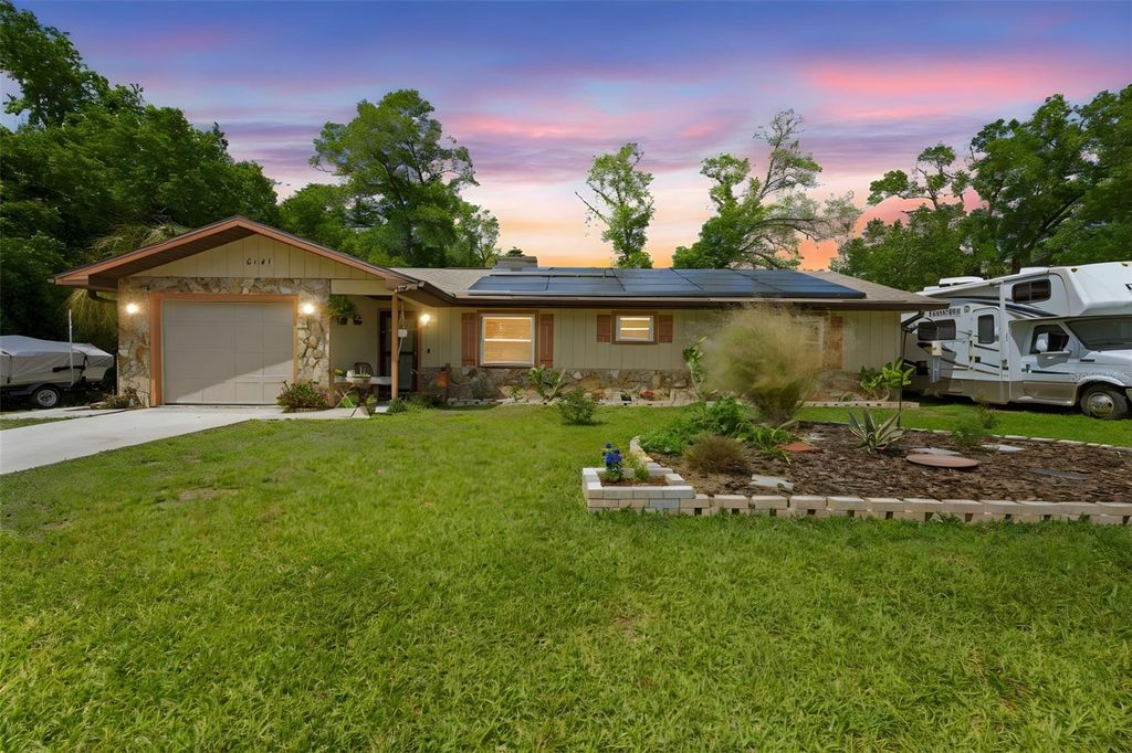 6141 E DELL LANE, Inverness, FL 34452
