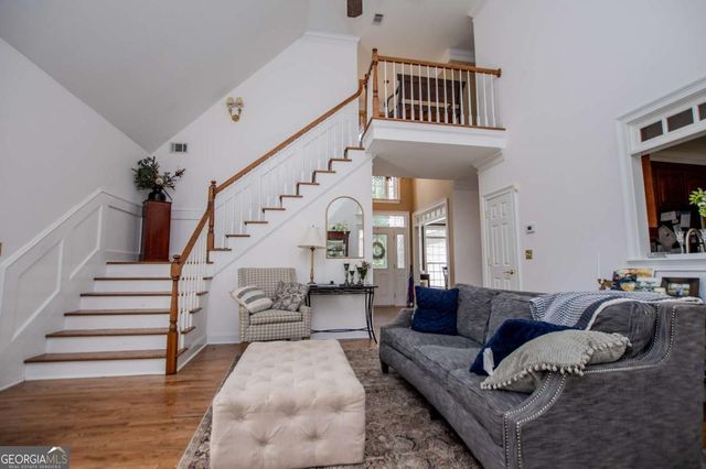 204 Pinehurst Way, Carrollton, GA 30116