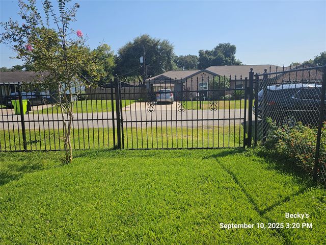 1716 Maiden Lane, Richmond, TX 77469