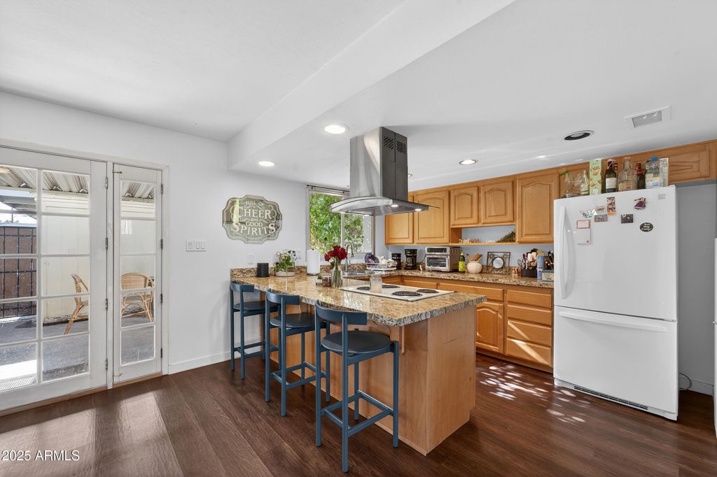 3929 S MILL Avenue, Tempe, AZ 85282