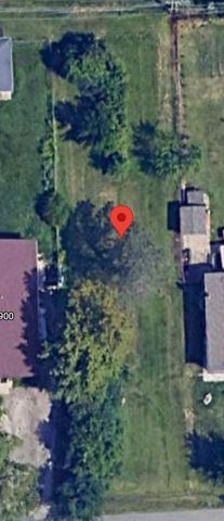 902 E Krage Drive, Addison, IL 60101