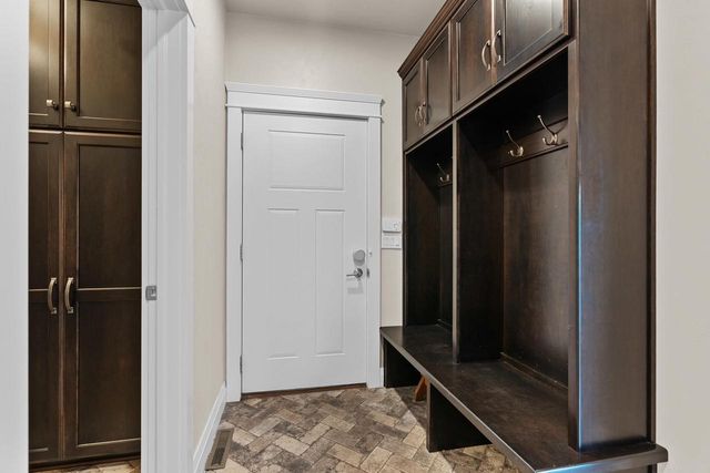 1951 JACOBSEN ROAD, Neenah, WI 54956