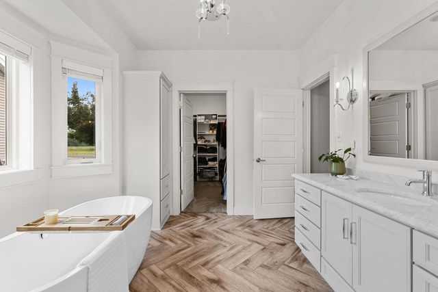 1951 JACOBSEN ROAD, Neenah, WI 54956