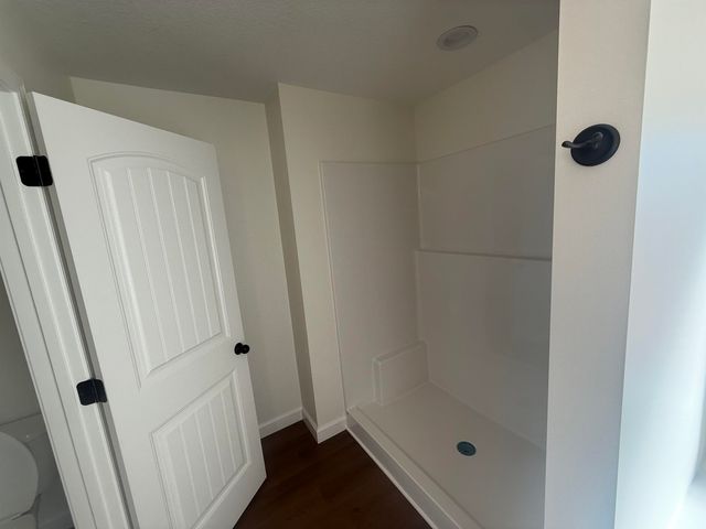 567 Adventure Isla Way, Campobello, SC 29322