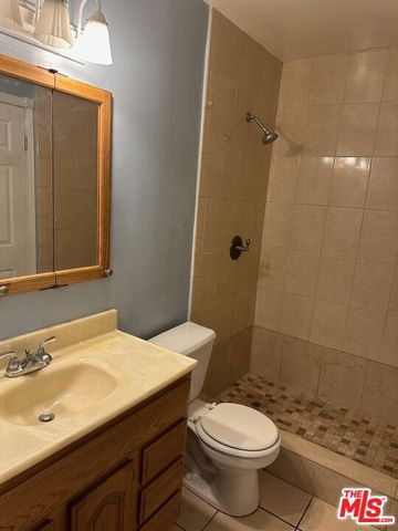 8735 Cedros Avenue 3, Panorama City, CA 91402