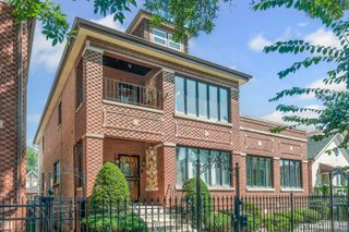 3011 S Emerald Avenue, Chicago, IL 60616