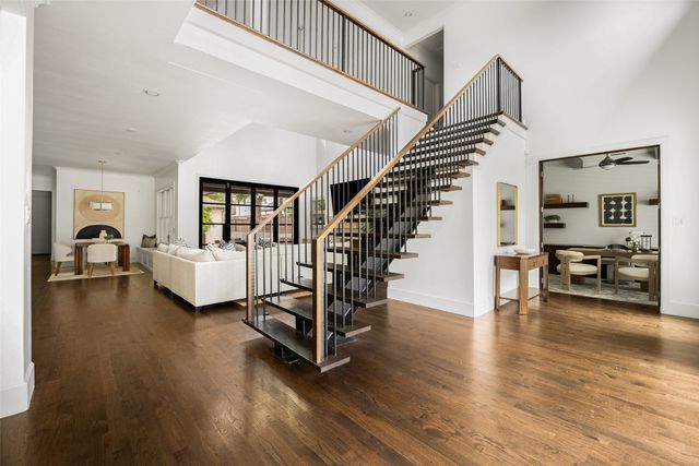 6615 Northwood Road, Dallas, TX 75225