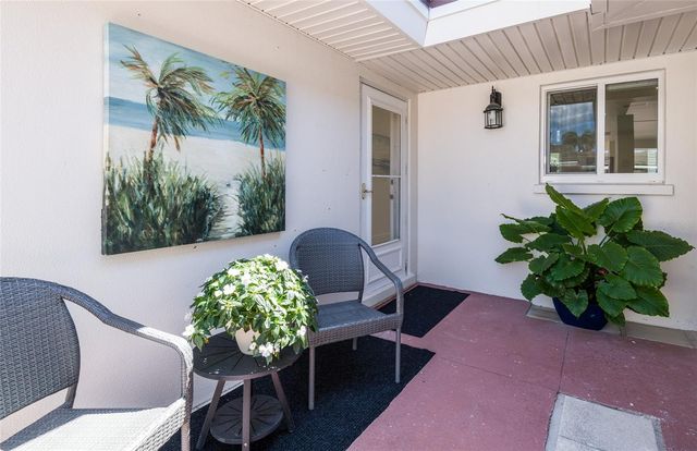 1900 BENJAMIN FRANKLIN DRIVE V11, Sarasota, FL 34236