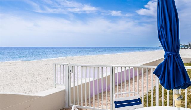 1900 BENJAMIN FRANKLIN DRIVE V11, Sarasota, FL 34236