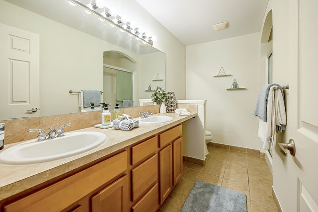 120 W Oakbrook Drive, Ann Arbor, MI 48103