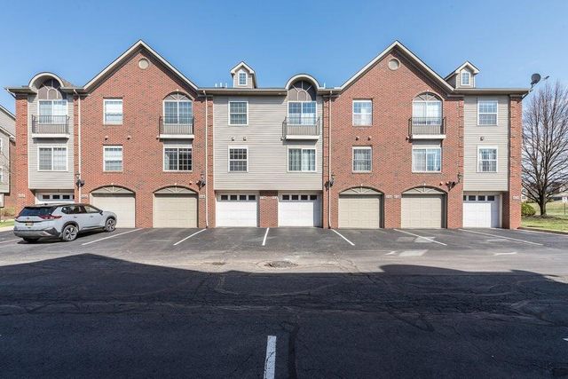 120 W Oakbrook Drive, Ann Arbor, MI 48103