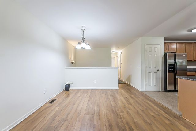120 W Oakbrook Drive, Ann Arbor, MI 48103