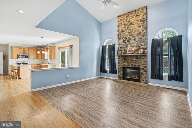 45 JESSICA CIR, Schwenksville, PA 19473