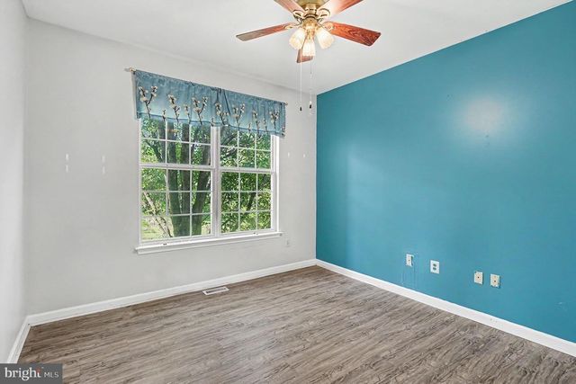 45 JESSICA CIR, Schwenksville, PA 19473
