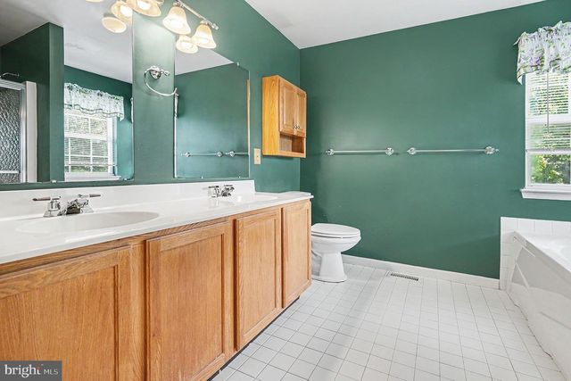 45 JESSICA CIR, Schwenksville, PA 19473