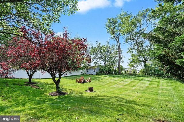 45 JESSICA CIR, Schwenksville, PA 19473