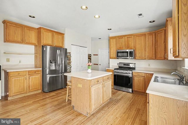 45 JESSICA CIR, Schwenksville, PA 19473