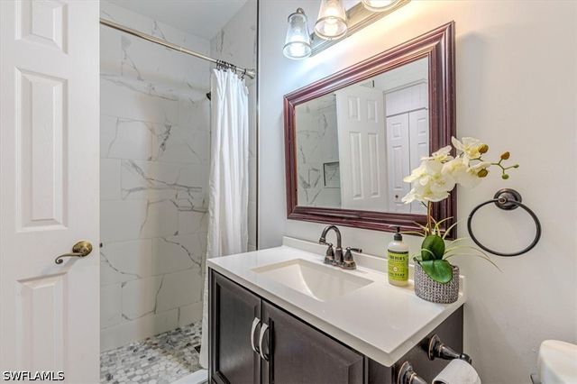 3618 Cottage Club LN, Naples, FL 34105