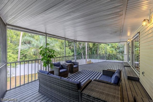 3618 Cottage Club LN, Naples, FL 34105