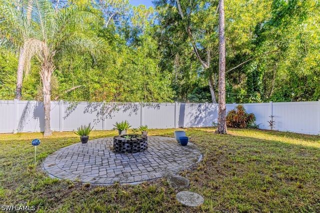 3618 Cottage Club LN, Naples, FL 34105
