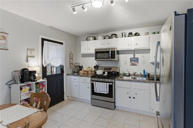 1330 Kylemore Drive, Xenia, OH 45385