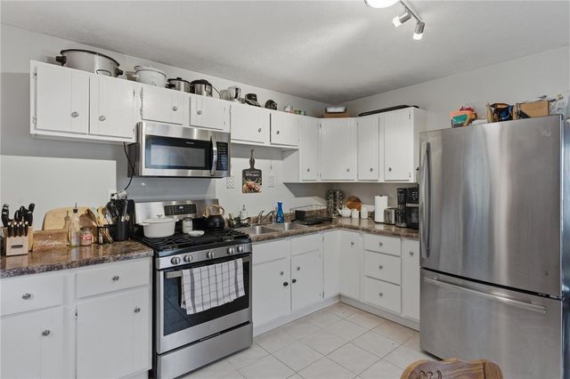 1330 Kylemore Drive, Xenia, OH 45385