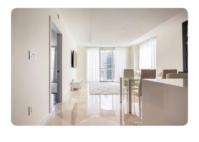 55 SE 6th Street 4007, Miami, FL 33131