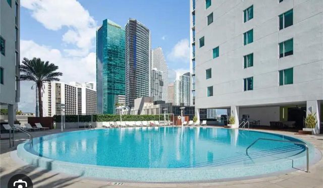 55 SE 6th Street 4007, Miami, FL 33131