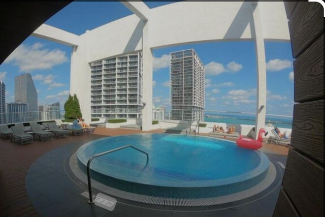 55 SE 6th Street 4007, Miami, FL 33131