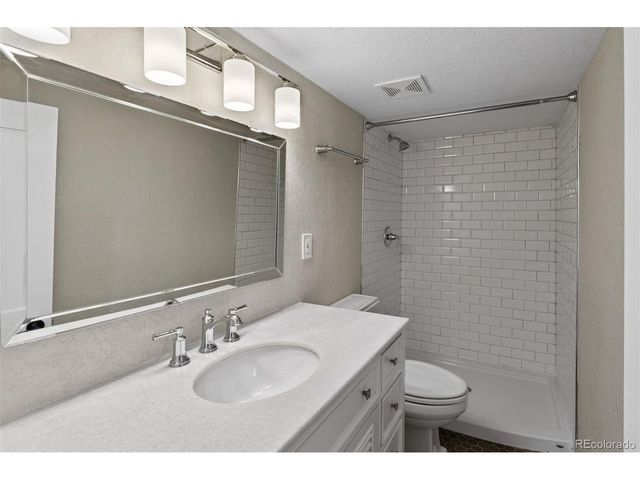 1800 S Franklin St, Denver, CO 80210