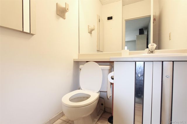 3520 147th Street 11E, Flushing, NY 11354