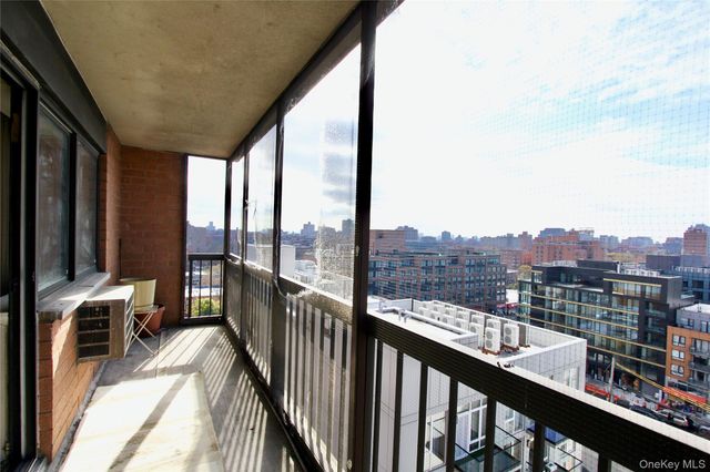 3520 147th Street 11E, Flushing, NY 11354