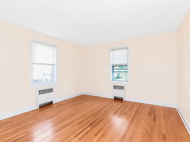 117 Saint Johns Avenue, Yonkers, NY 10704