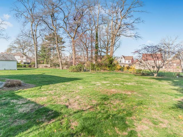 117 Saint Johns Avenue, Yonkers, NY 10704