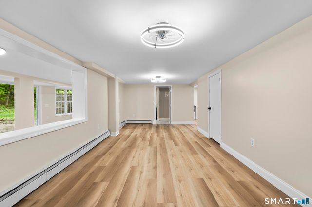 7 Sycamore Terrace, Windham, CT 06280