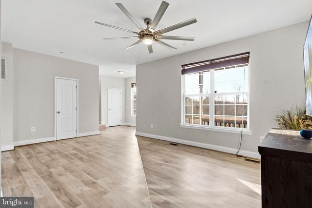 7074 QUICKTREE FARM CT, Hughesville, MD 20637