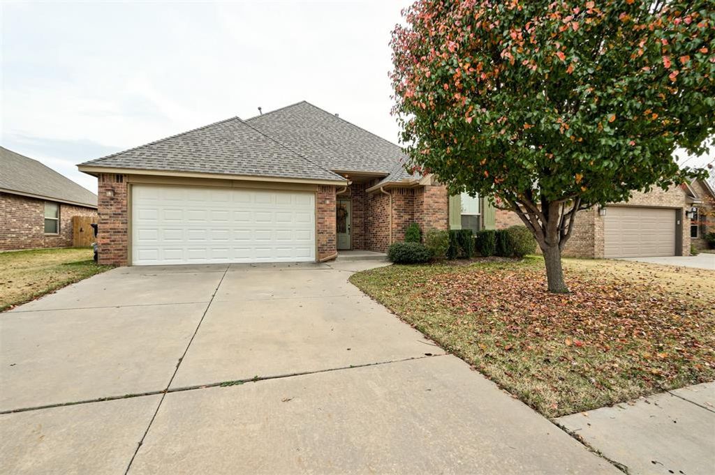 4916 SW 120th Place, Oklahoma City, OK 73173