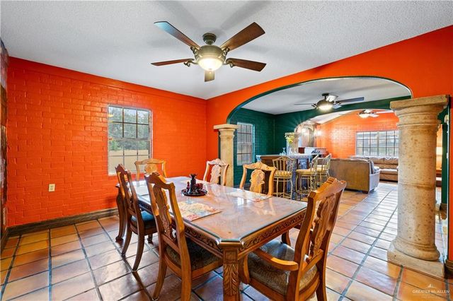 610 N Texas Street, Rio Grande City, TX 78582