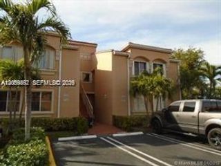 1114 NW 124th Court 101, Miami, FL 33182
