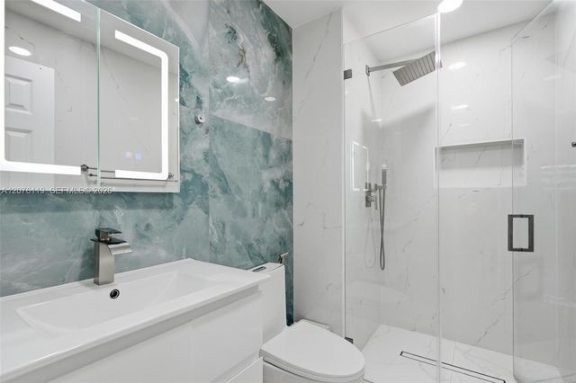 15378 SW 69th Lane, Miami, FL 33193
