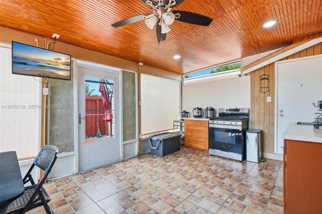 15378 SW 69th Lane, Miami, FL 33193