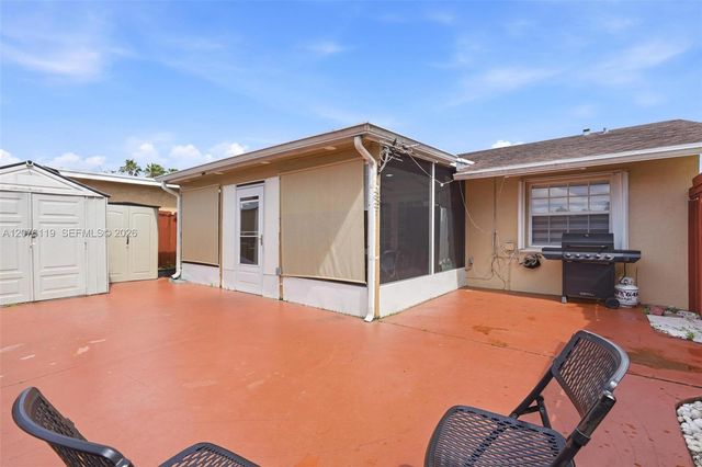 15378 SW 69th Lane, Miami, FL 33193