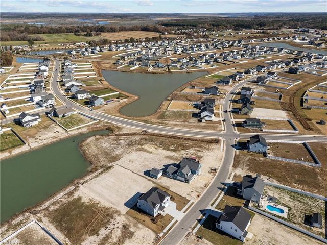 204 Arbormoor LN, Moyock, NC 27958