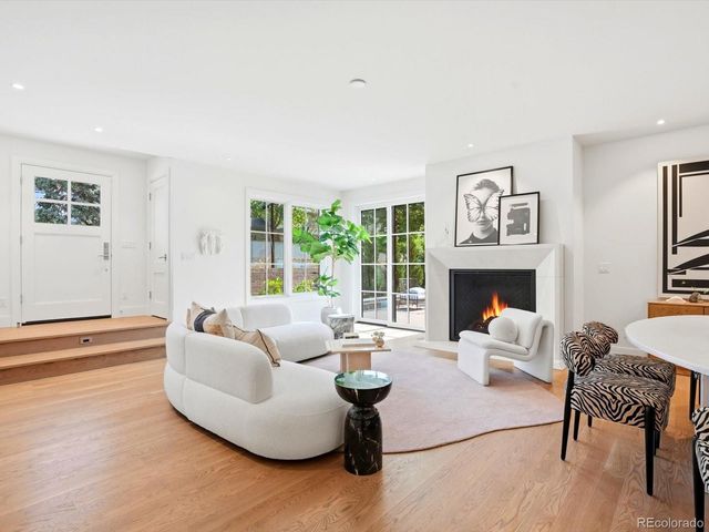 3330 E 4th Avenue, Denver, CO 80206