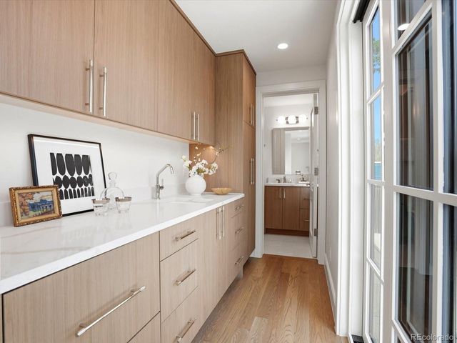 3330 E 4th Avenue, Denver, CO 80206