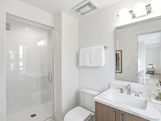 3330 E 4th Avenue, Denver, CO 80206