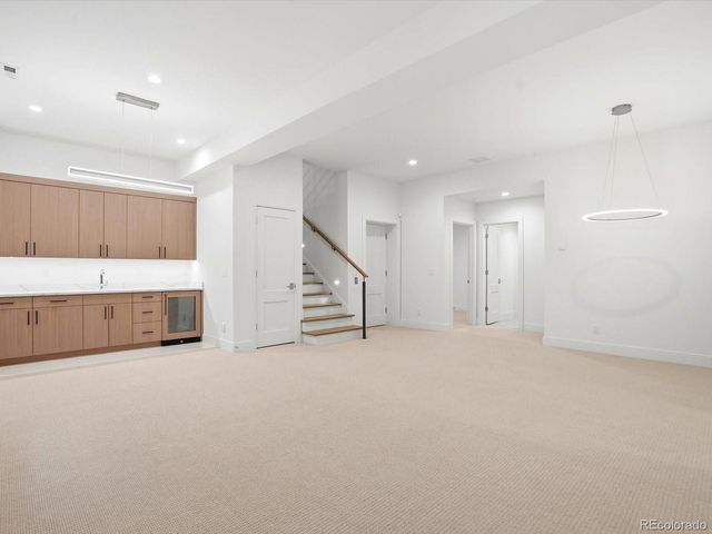 3330 E 4th Avenue, Denver, CO 80206