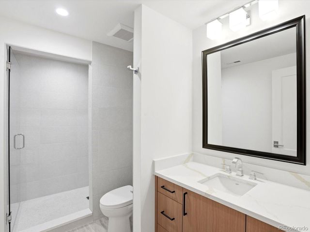 3330 E 4th Avenue, Denver, CO 80206